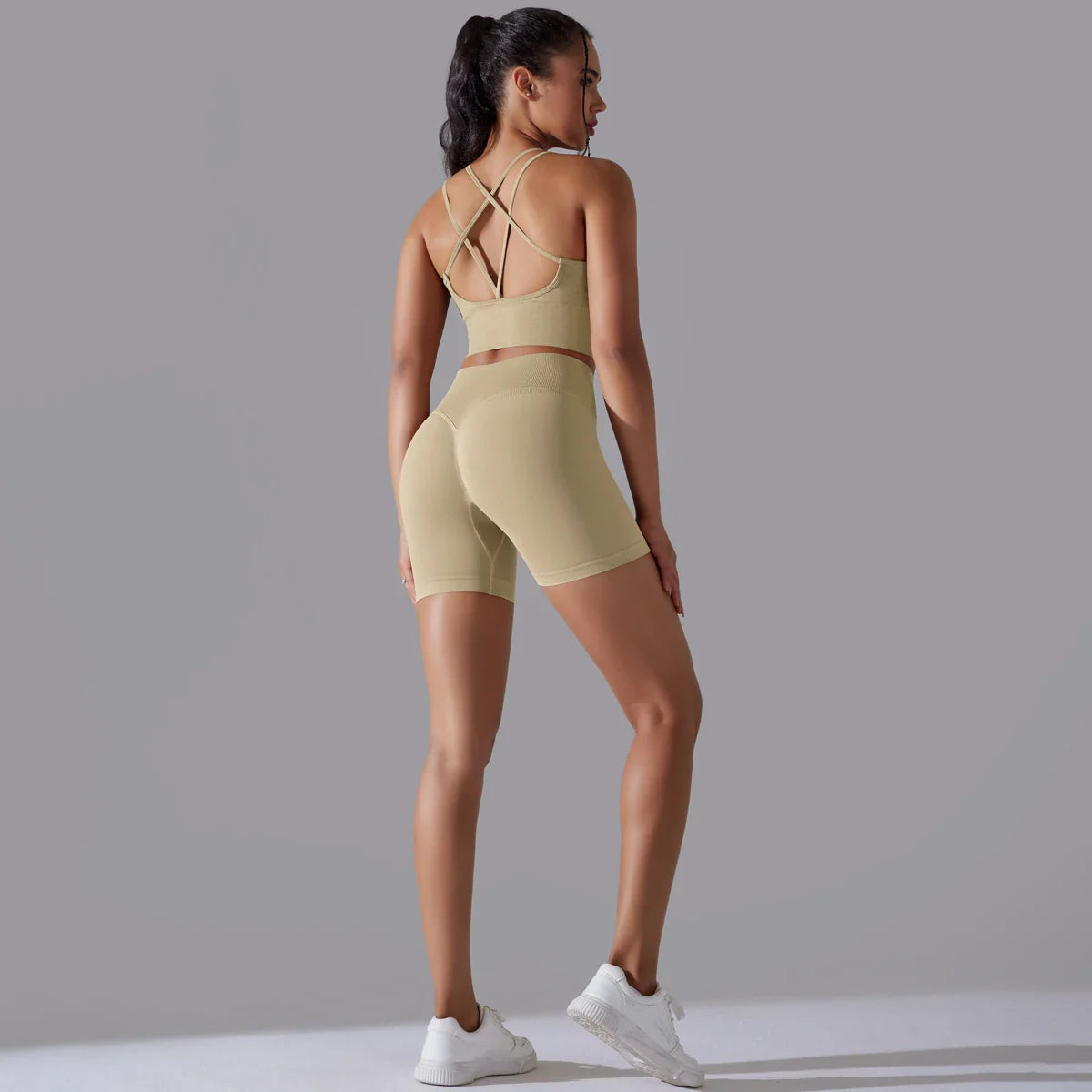 Conjunto de Roupas Fitness Feminino Top e Bermuda de Alta Compressão